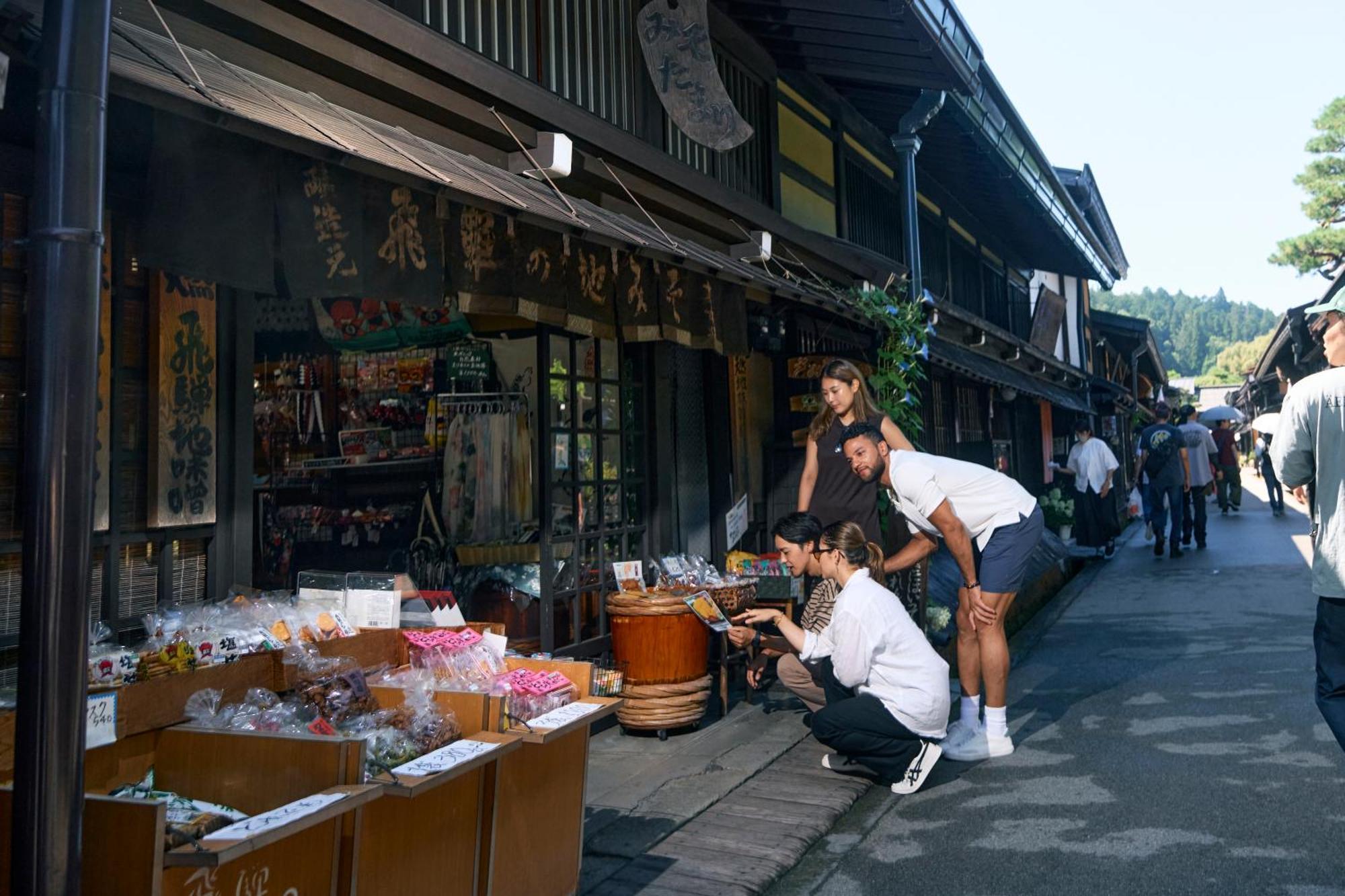 Fav Lux Hida Takayama Hotel Такаяма Екстериор снимка