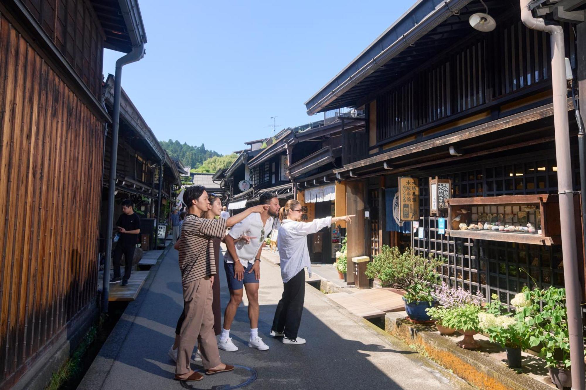 Fav Lux Hida Takayama Hotel Такаяма Екстериор снимка